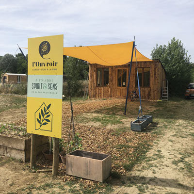 L'Ouvroir à ses débuts